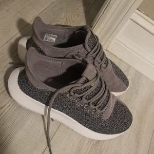 Adidas Tubulars size 6